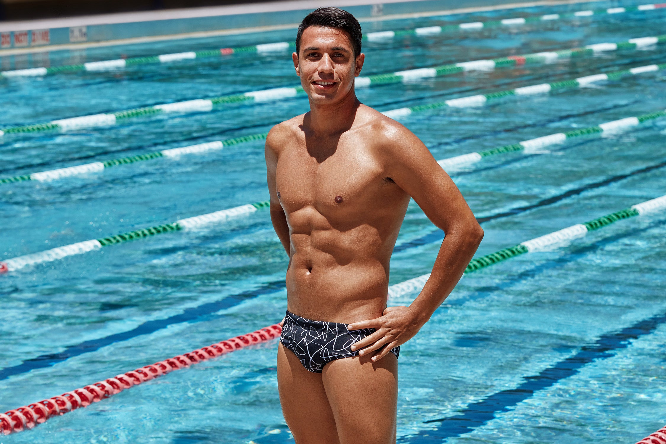 飛び込み競技にも最適なブリーフタイプ『TEXTA MESS』デザイン