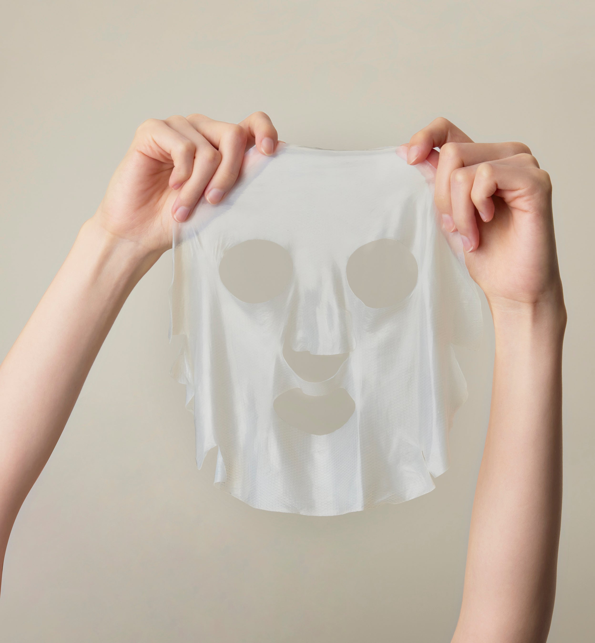 日本の有用植物“和ハーブ”クロモジ香るプルプルなフェイスマスクが