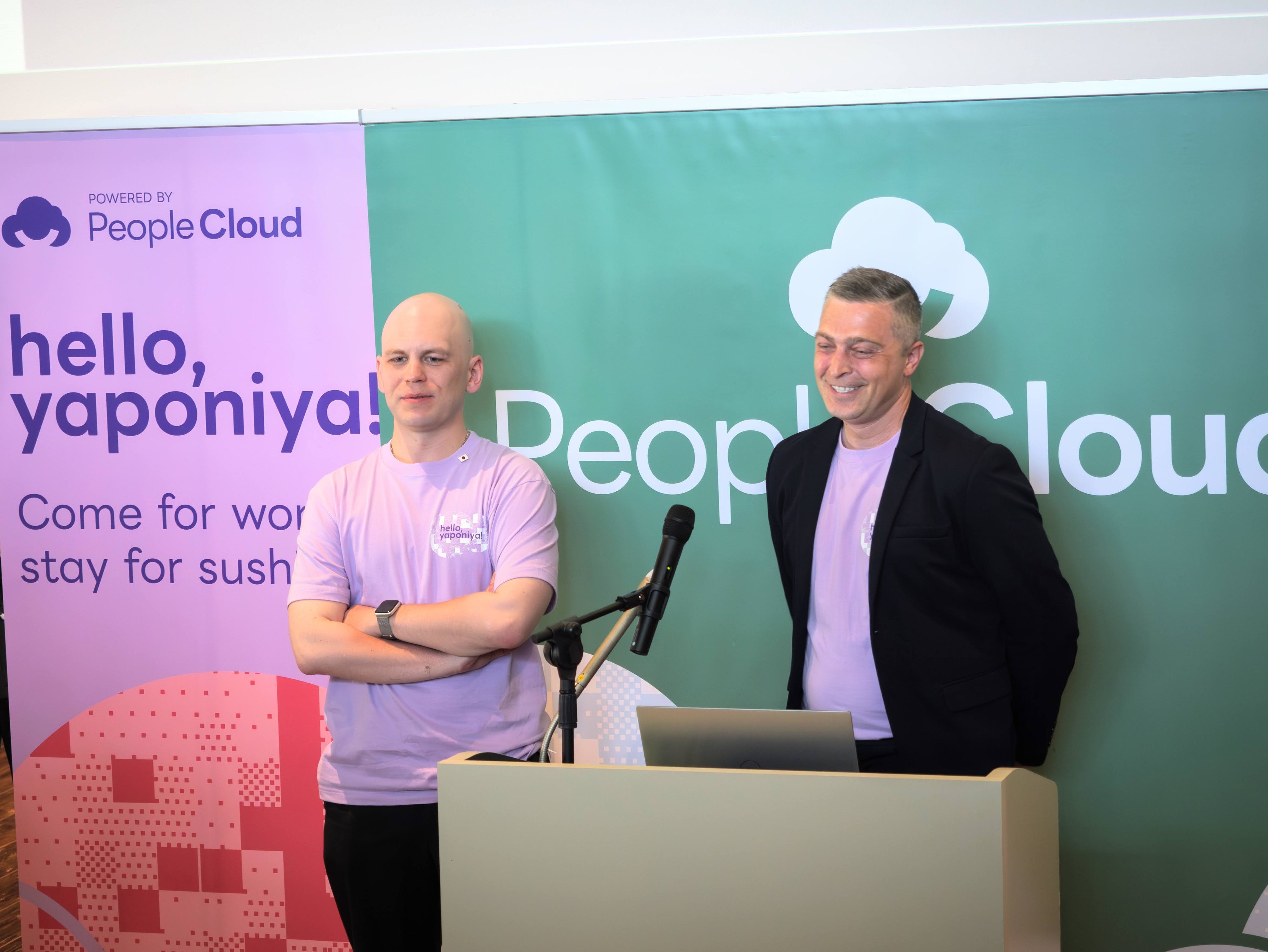 e-Gridの本社オフィスで行われた「Hack Izumo」DEMO Dayでのプレゼンテーション