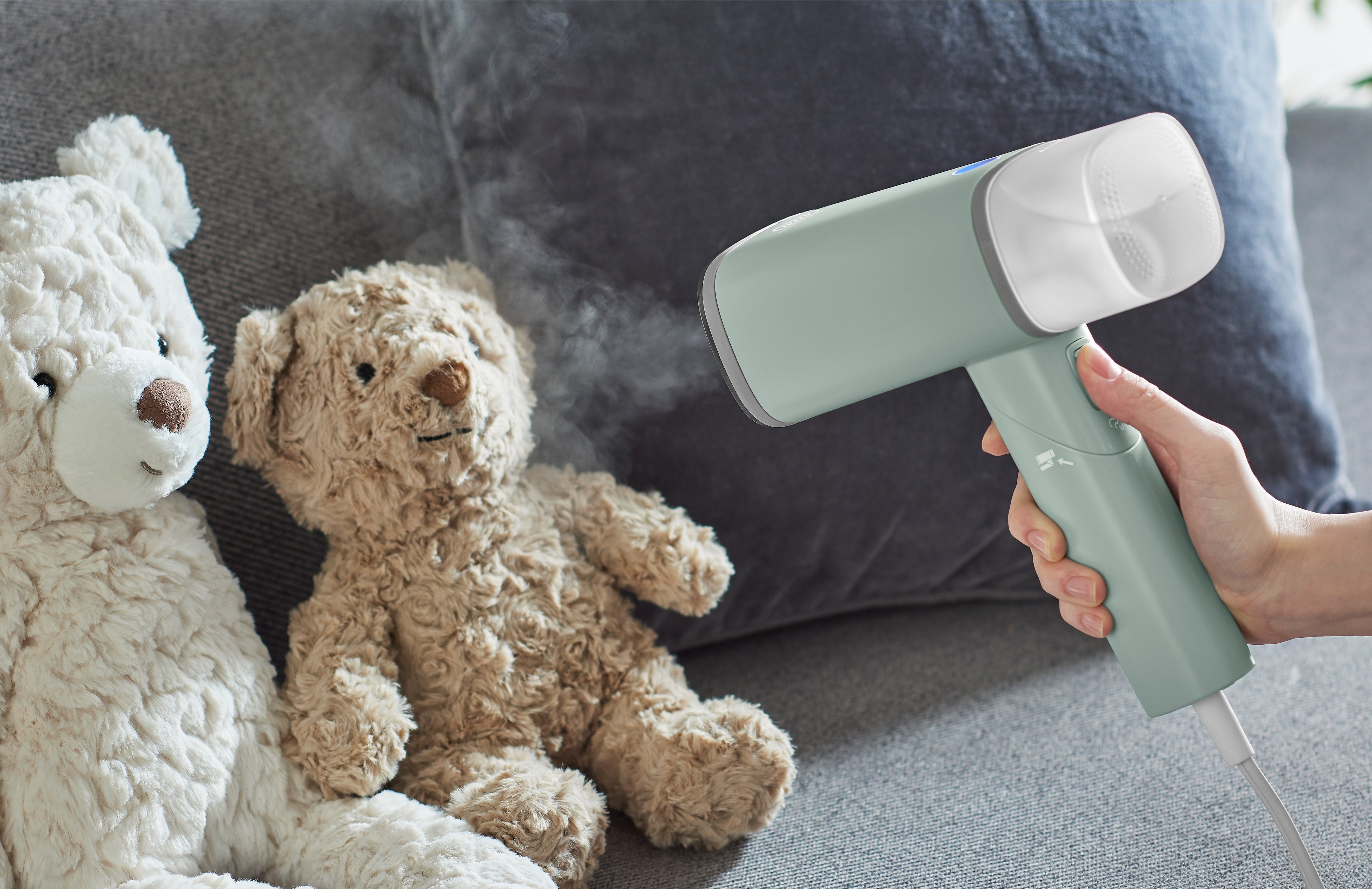 衣類のシワ取りはもちろん、脱臭※2・除菌※5まで！「Toffy