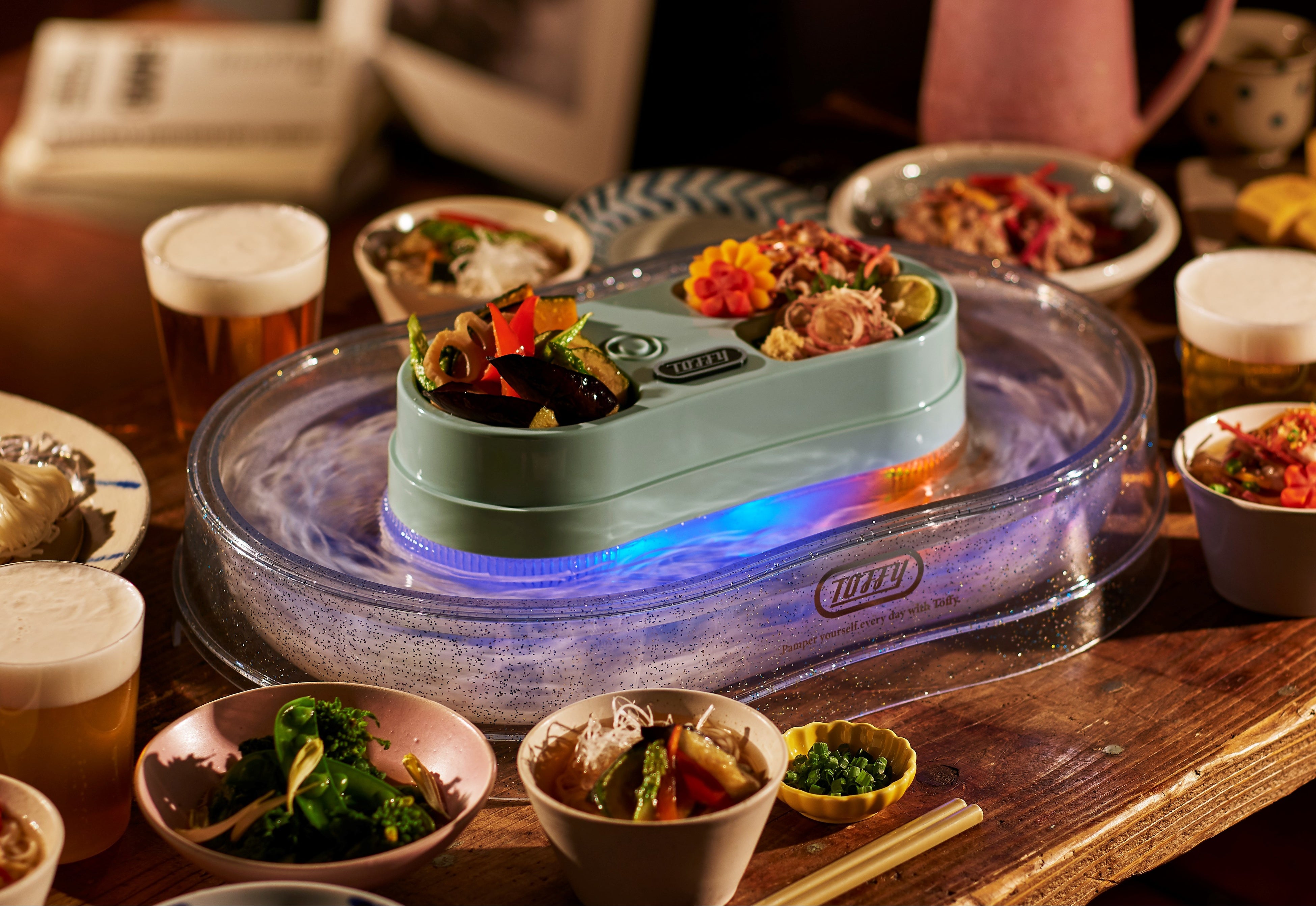 どこでも夏気分！人気の流しそうめん器がリニューアル「Toffy