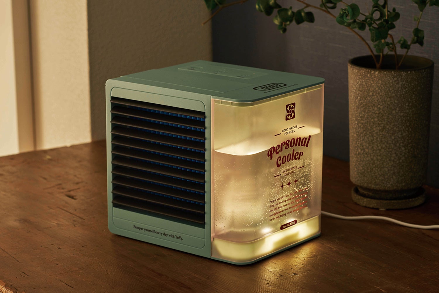 やわらかな灯りのLED付き