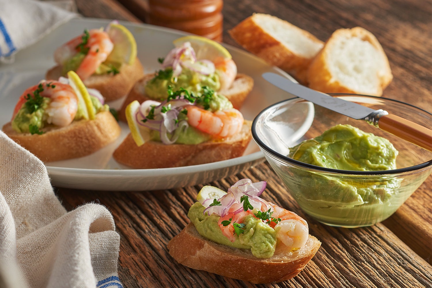 アボカドディップ・オープンサンド