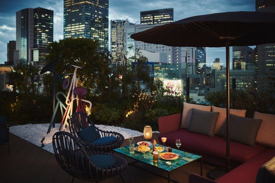 【ホテルインディゴ東京渋谷】夏の夕暮れにぴったり。テラスで過ごす特別な“Pink Flamingo Beer Garden” を5月1日(金)より開催 【ホテルインディゴ東京渋谷】夏の夕暮れにぴったり。テラスで過ごす特別な“Pink Flamingo Beer Garden” を5月1日(金)より開催