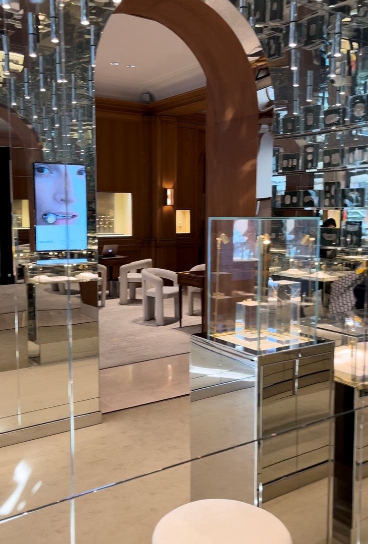 メレリオパリ本店