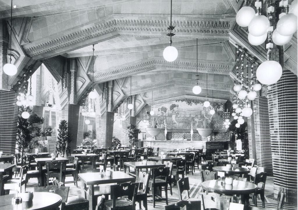 １階・ビヤホール　竣工当時