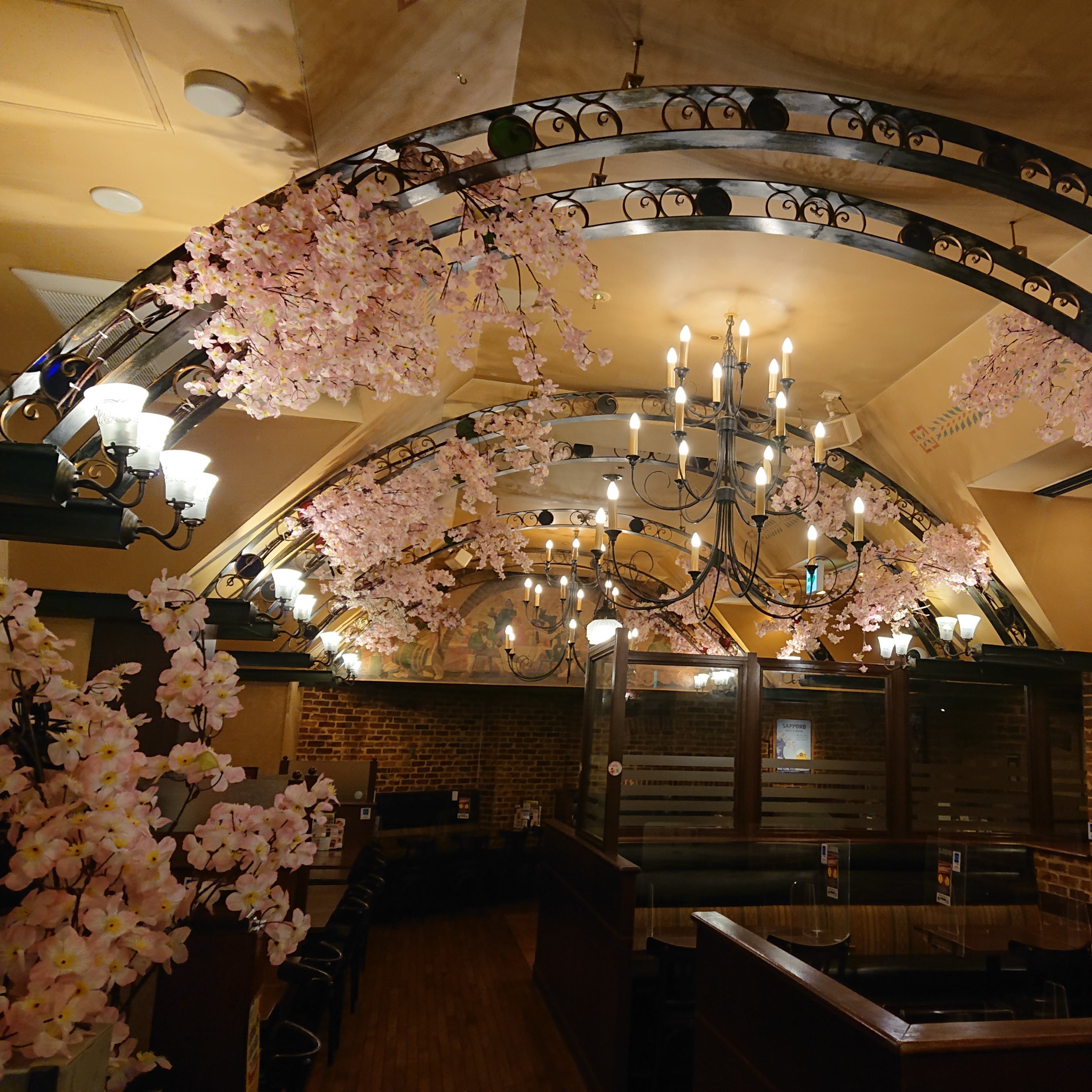 ビヤホールライオン　新宿店