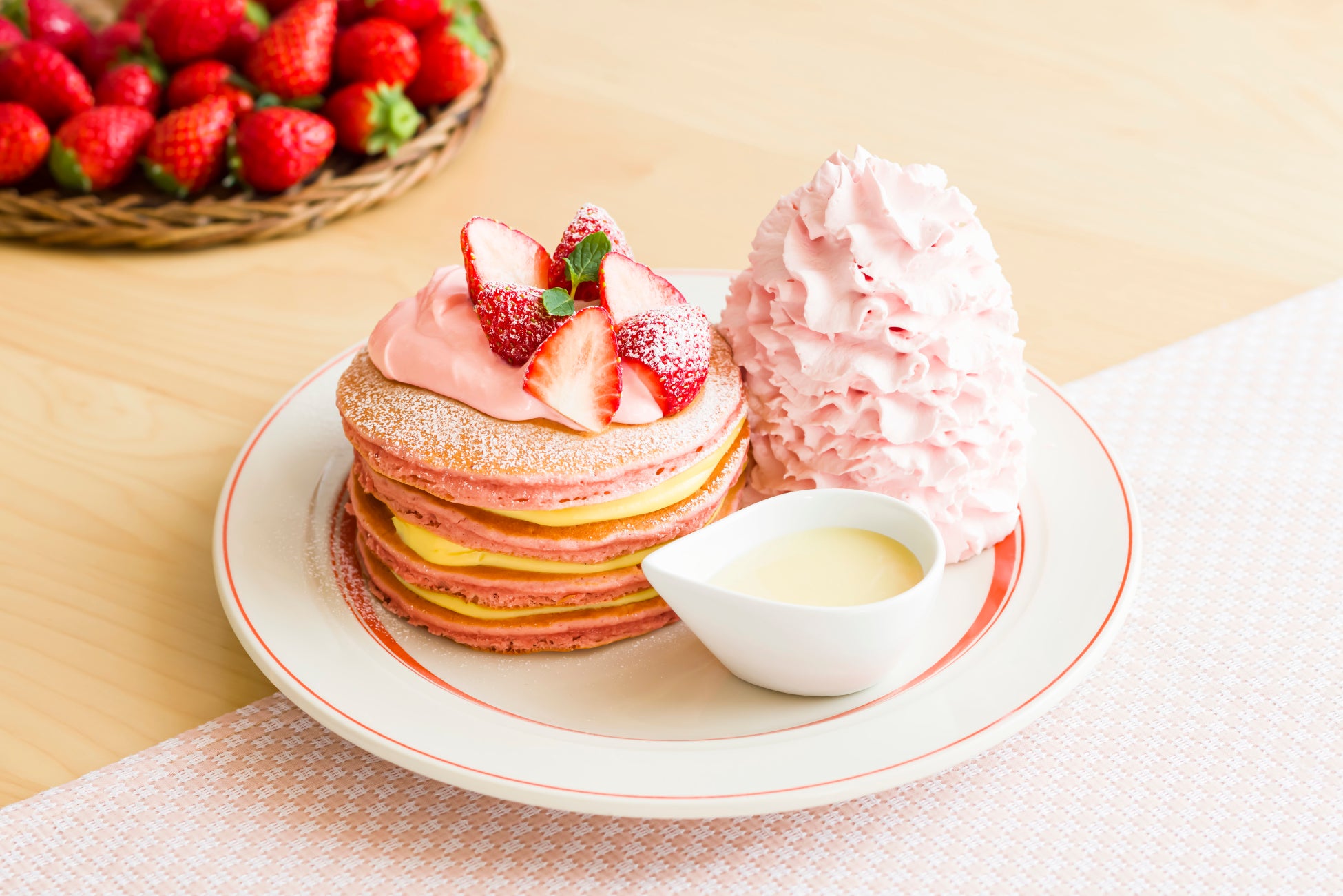 Eggs N Thingsより旬のイチゴを堪能できる春先取りのパンケーキが登場 ストロベリーと練乳のパンケーキ ヴィーガンアボカドバーガー 3月1日 火 3月31日 木 まで販売 Eggs N Things Japan株式会社のプレスリリース Eggs N Thingsより旬のイチゴを堪能できる春先取りのパンケーキが登場 ストロベリーと練乳のパンケーキ ヴィーガンアボカドバーガー 3月1日 火 3月31日 木 まで販売 Eggs N Things Japan株式会社のプレスリリース
