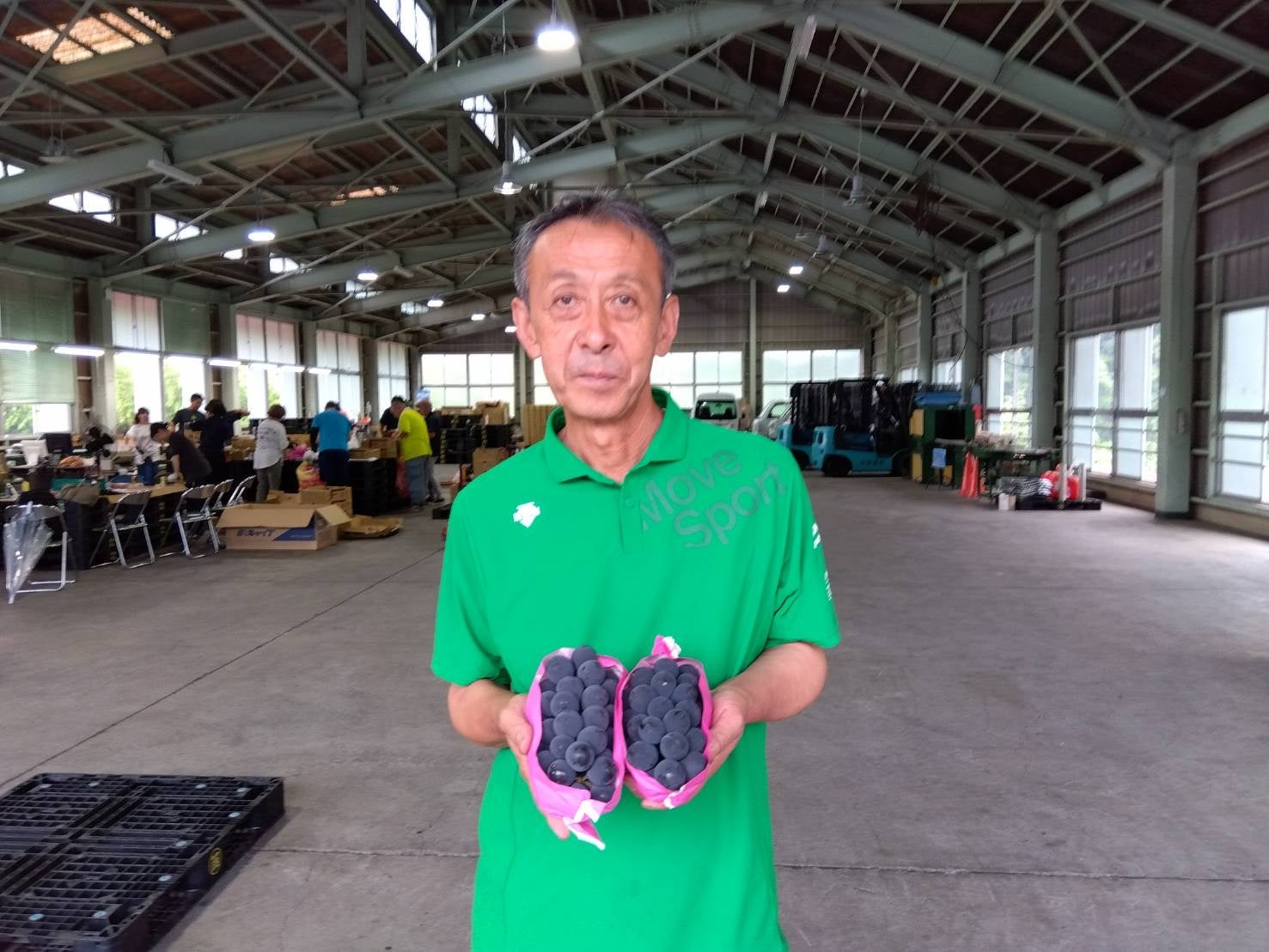 JAフルーツ山梨　露地ぶどう部会　部会長　藤原岩根さん