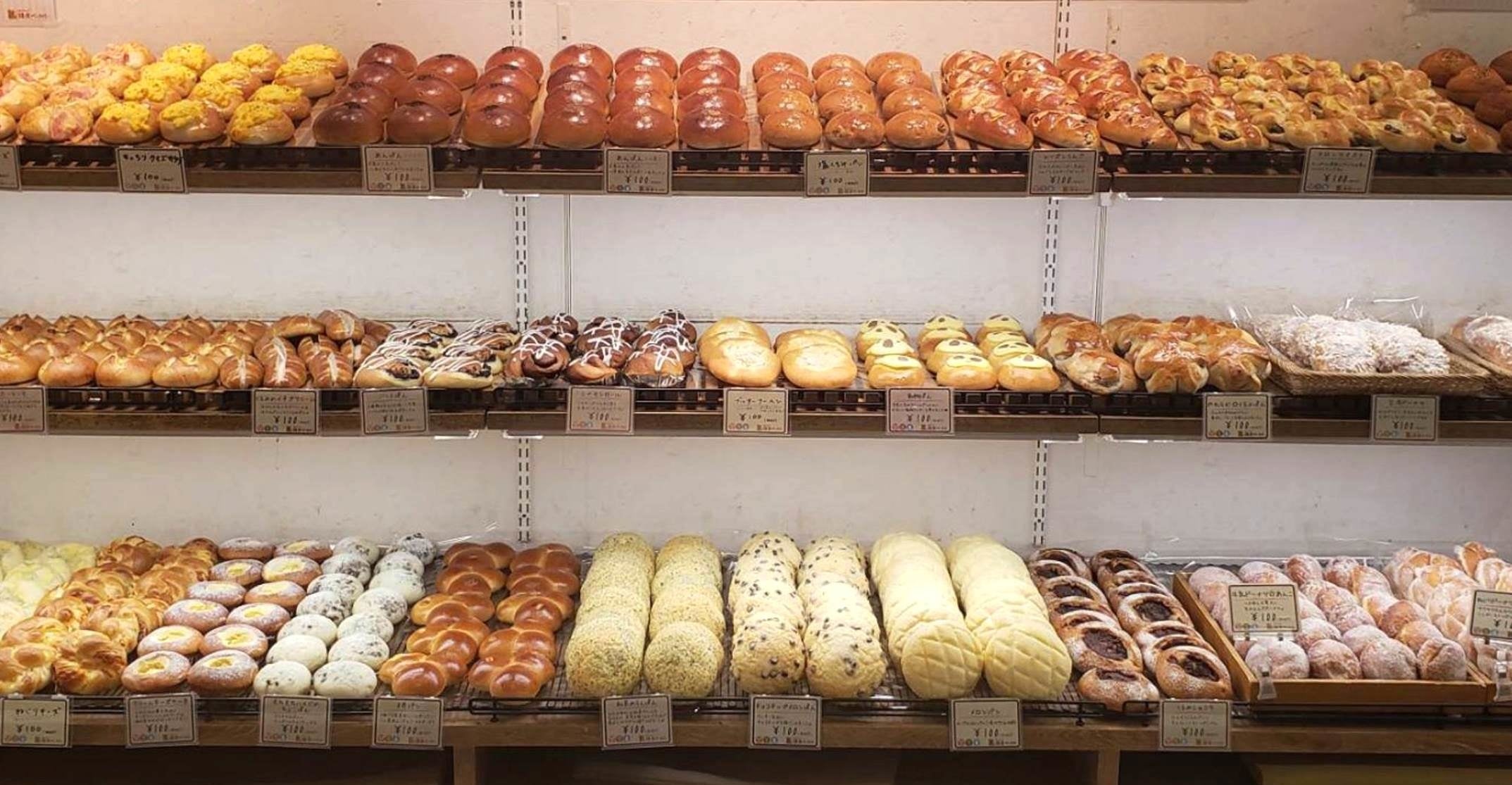 サンドイッチもデニッシュもすべて100円で販売します！