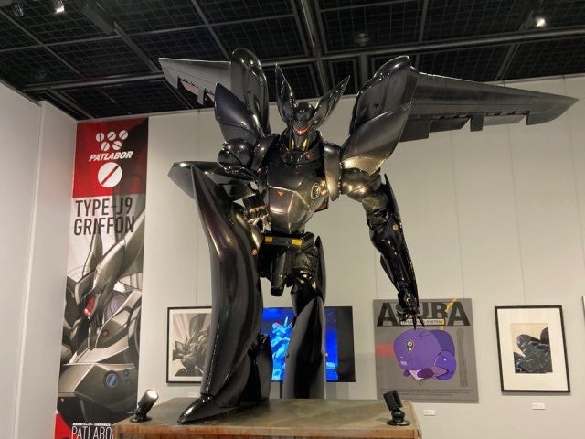 土浦展で展示されたグリフォン立像