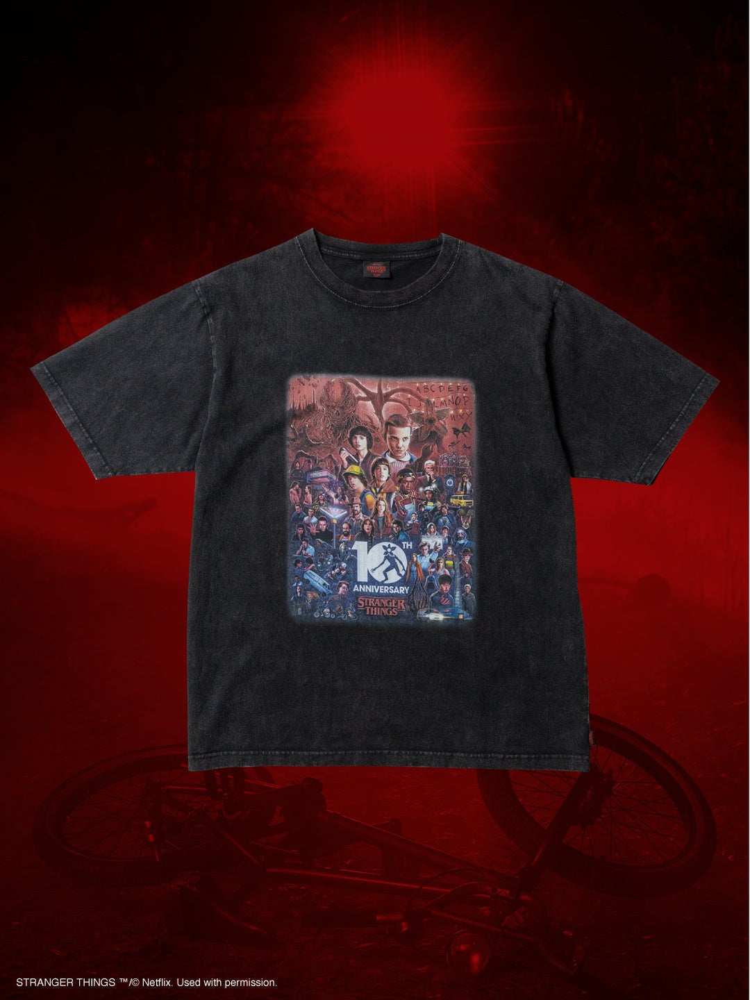 『ストレンジャー・シングス』10周年記念、〈BEAMS HEART〉と初コラボ ホーキンス高校やヘルファイア・クラブのアイテムが登場