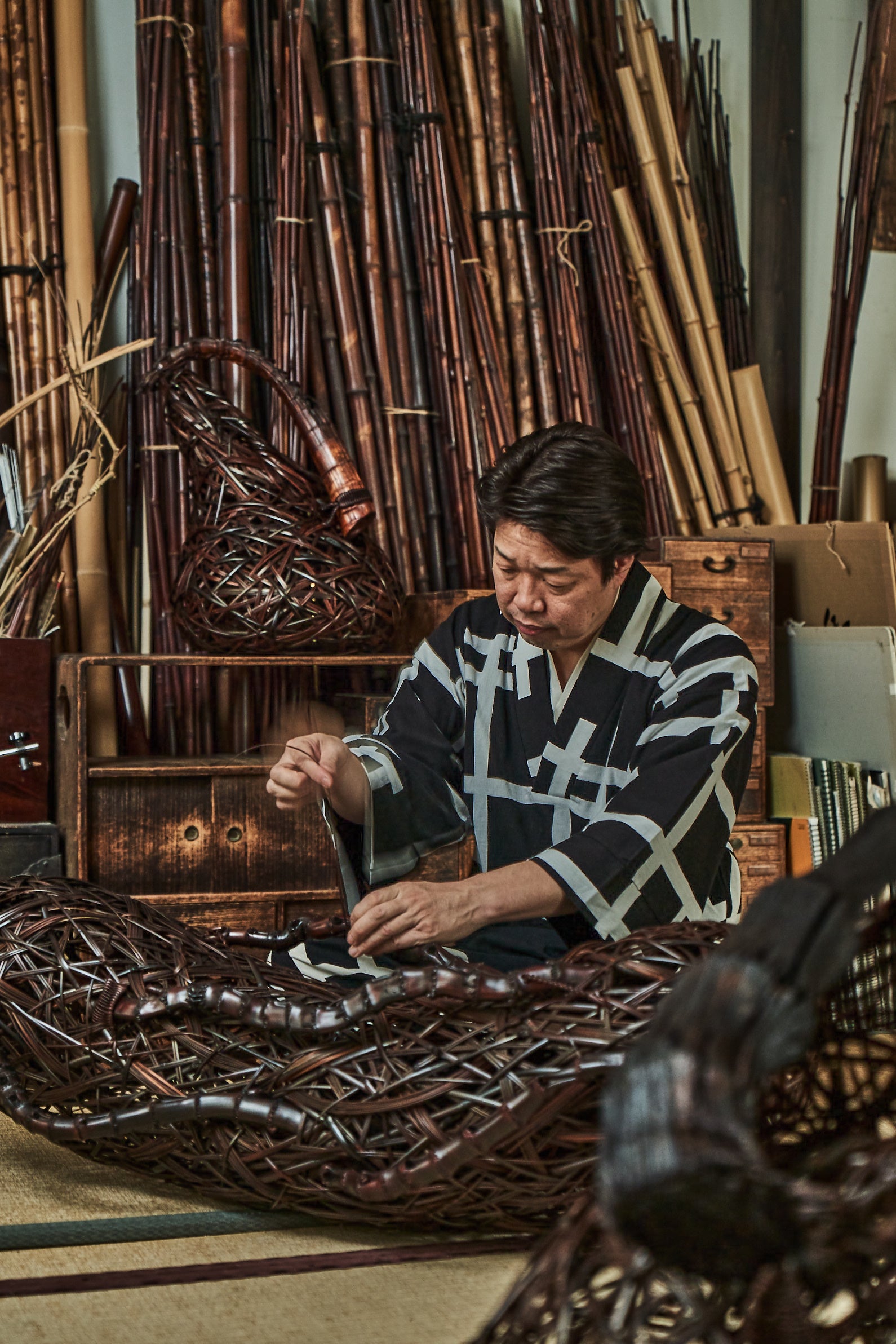 世界で活躍するバンブーアーティスト・四代田辺竹雲斎さんの巨大アート