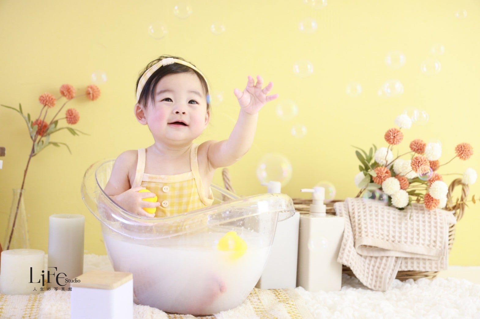ママたちから大反響!“可愛すぎる”と話題のミルクバス撮影が草加店で ママたちから大反響!“可愛すぎる”と話題のミルクバス撮影が草加店で