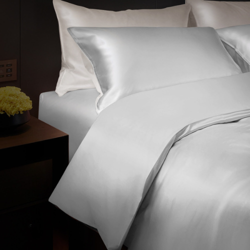 未使用☆シルク１００%のシングル掛け布団カバー 高級ウォッシャブルシルク 未使用☆シルク100%のシングル掛け布団カバー 高級ウォッシャブルシルク