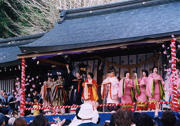 飛騨生きびな祭