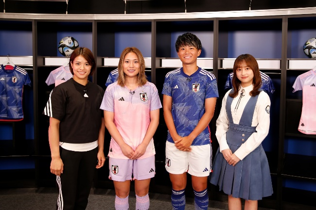 (左より)阿部詩選手（東京2020オリンピック52㎏級金メダリスト／パーク２４）、長野風花選手、南萌華選手(なでしこジャパン)、影山優佳さん(元日向坂46)