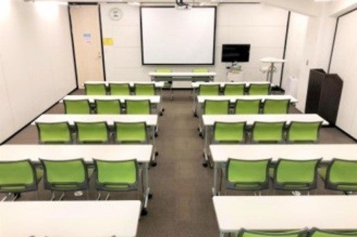 セミナールーム(定員30名)