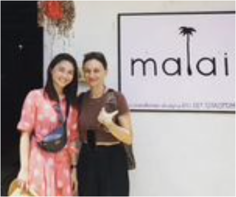 （写真：左が当社代表中川、右がマライ社代表）