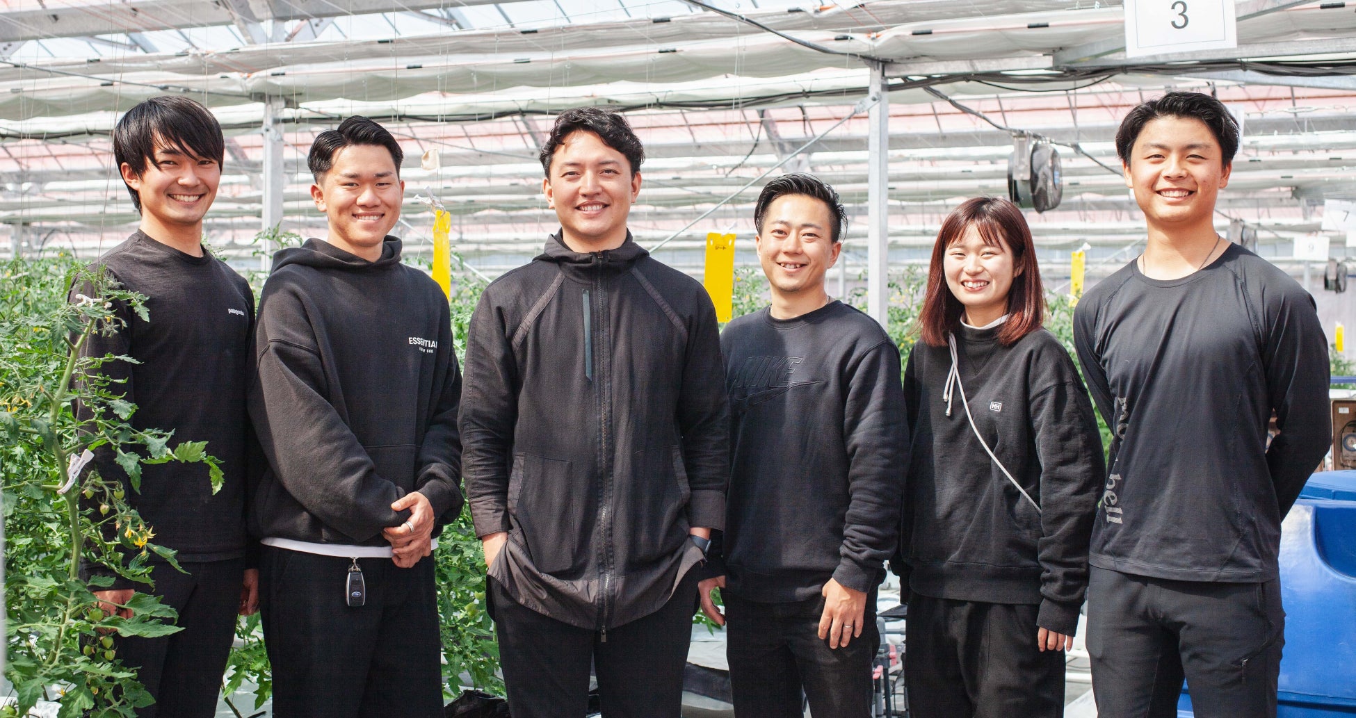 ▲メンバーは10~20代が中心(※豊永CEO:左から3番目)