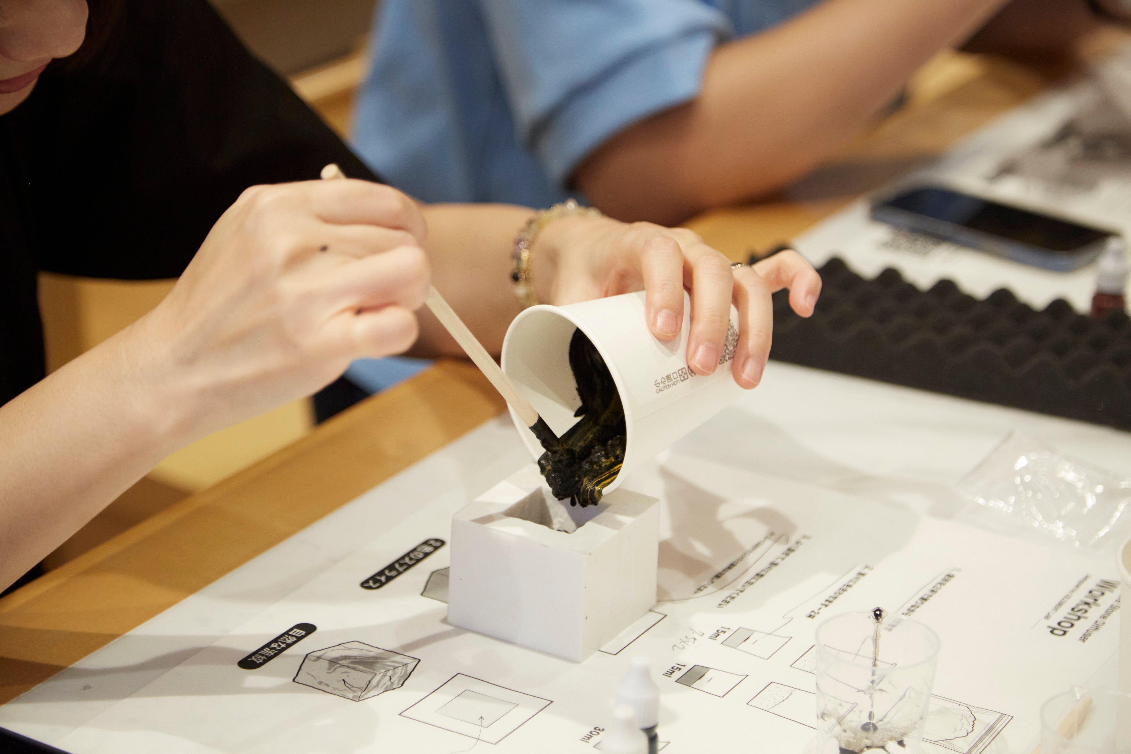 軟水泥生活実験室(CELEMENT LAB)によるワークショップ