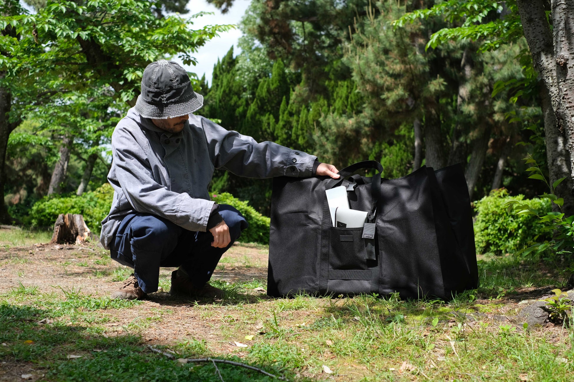 シュラフやエアマット、折り畳みテーブルなどをひとまとめに収納できる『メガストレージバッグ120L』『メガストレージバッグ170L』