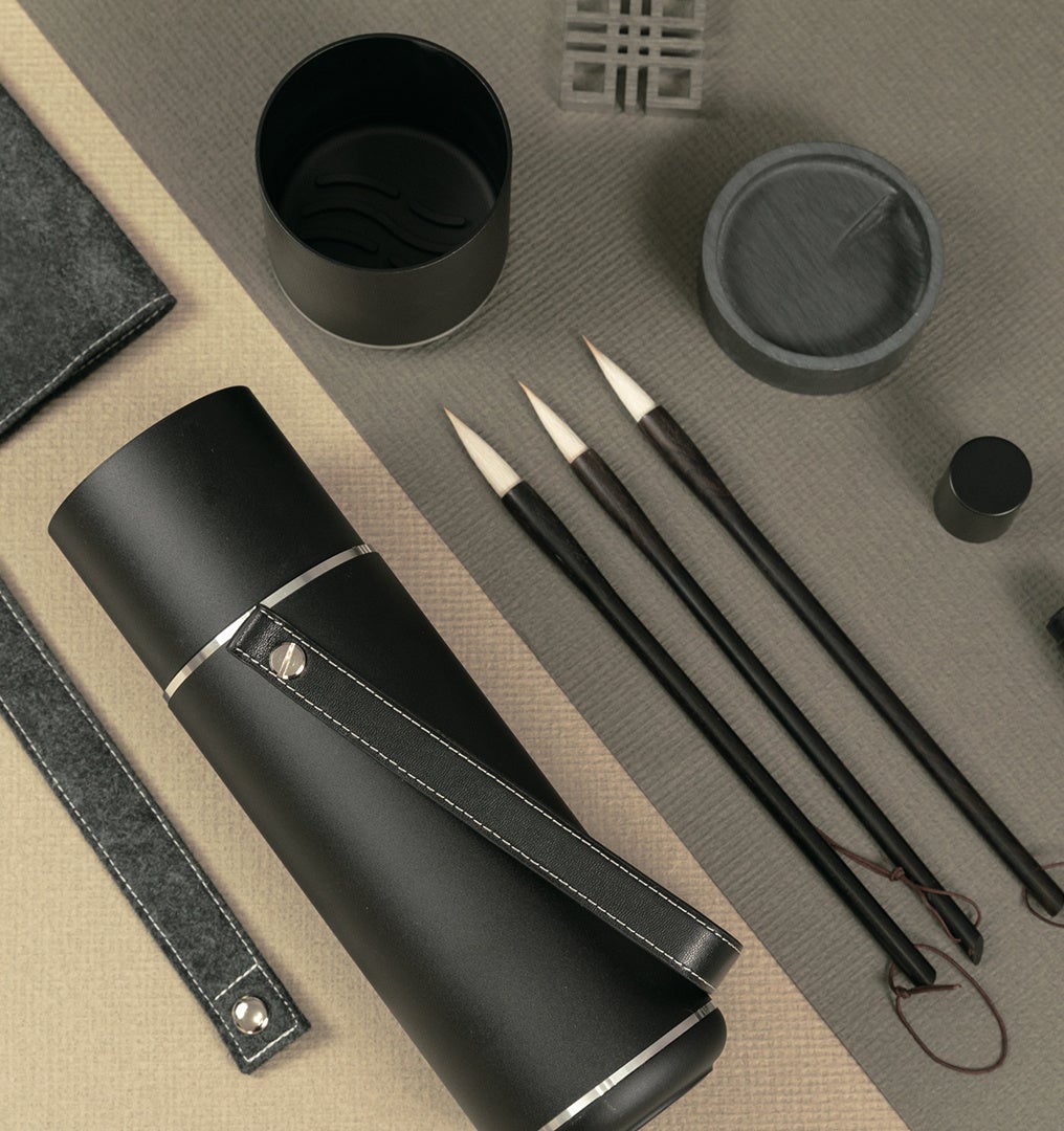NOW4Design／コンパクトに収納する書道具