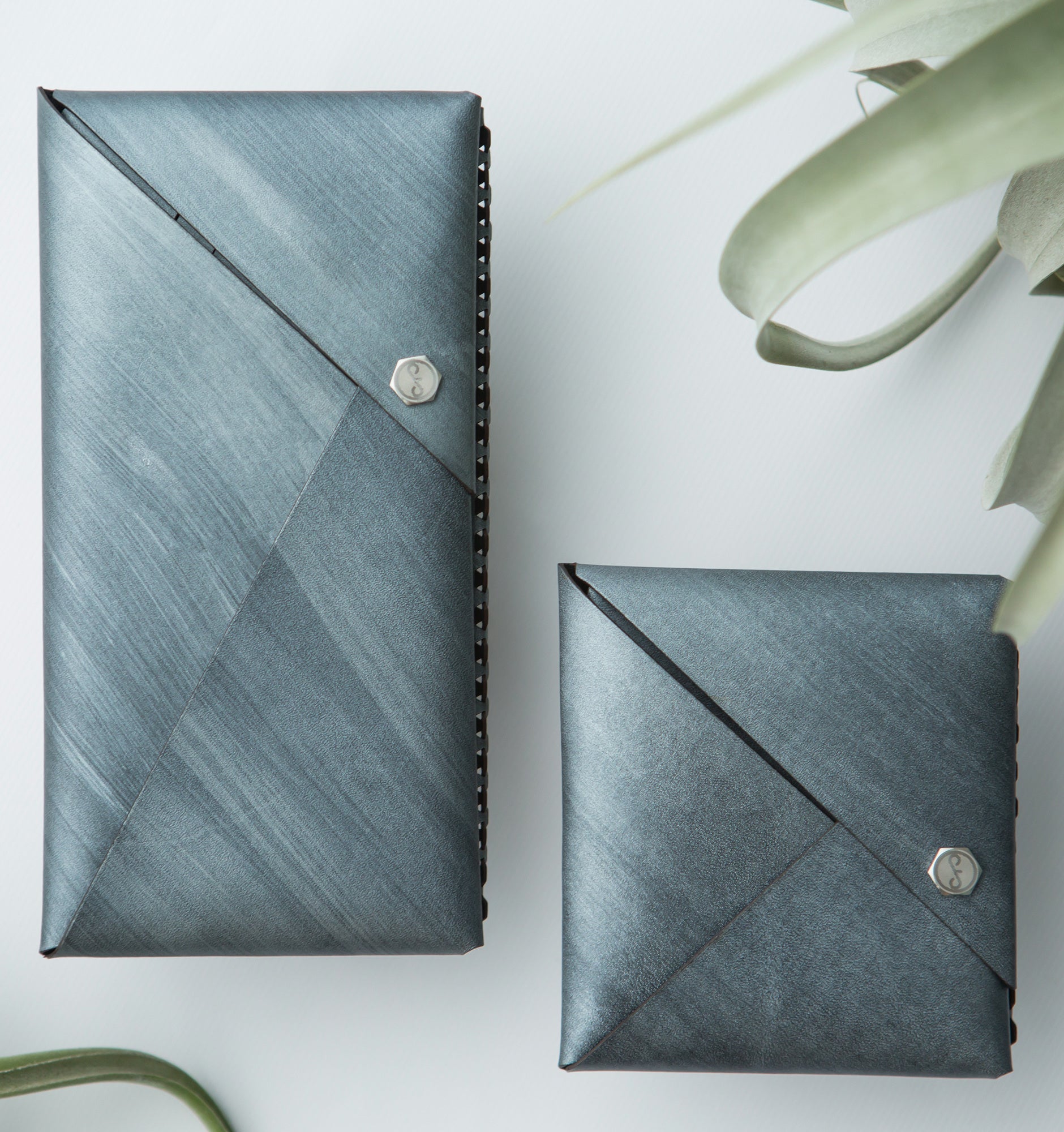 Studio Smoll／自分で組み立てられる革小物