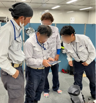 写真　データ入力の様子