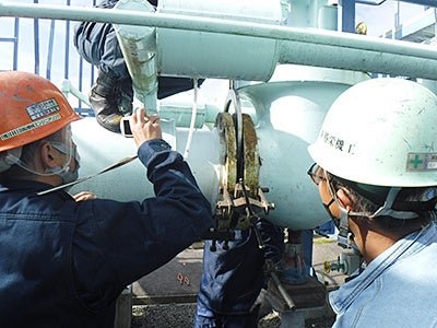 配管仕切り板の開放