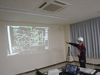 放出訓練開始指示