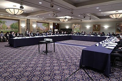 ラウンドテーブルの様子