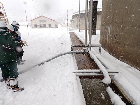 現場実地訓練①（炭カル投入切り替え）（注2）