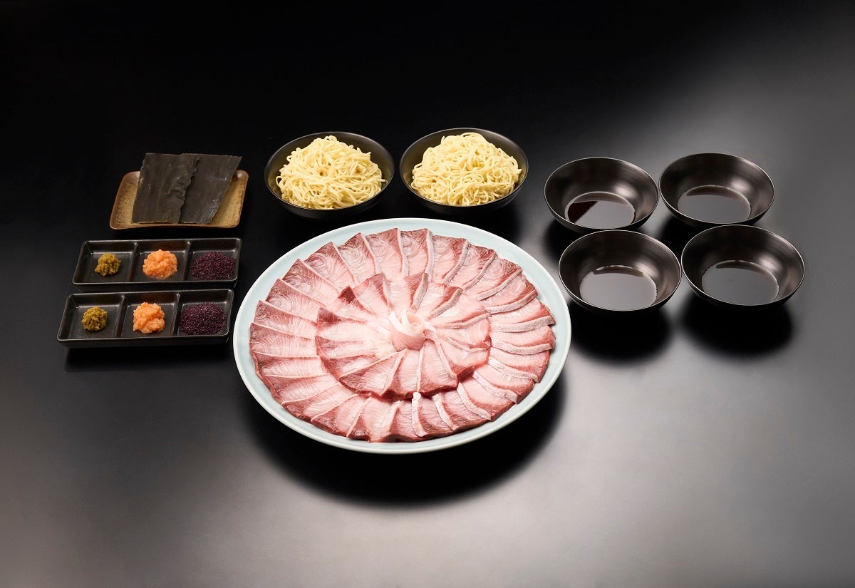 【大人気商品！やっと再入荷！】白に黒のプリプリ金魚　高級感溢れる半幅帯 大人気商品！やっと再入荷！】白に黒のプリプリ金魚高級感溢れる半幅帯