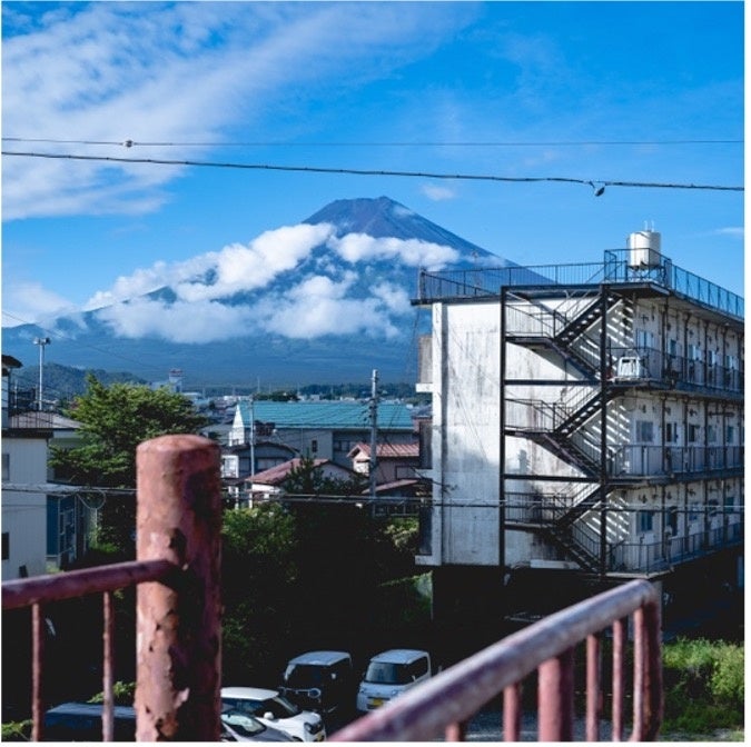 富士山ビュースポットの特別開放企画「FUJI SKY ROOF」の1つ 「FUJIHIMURO」からの眺め