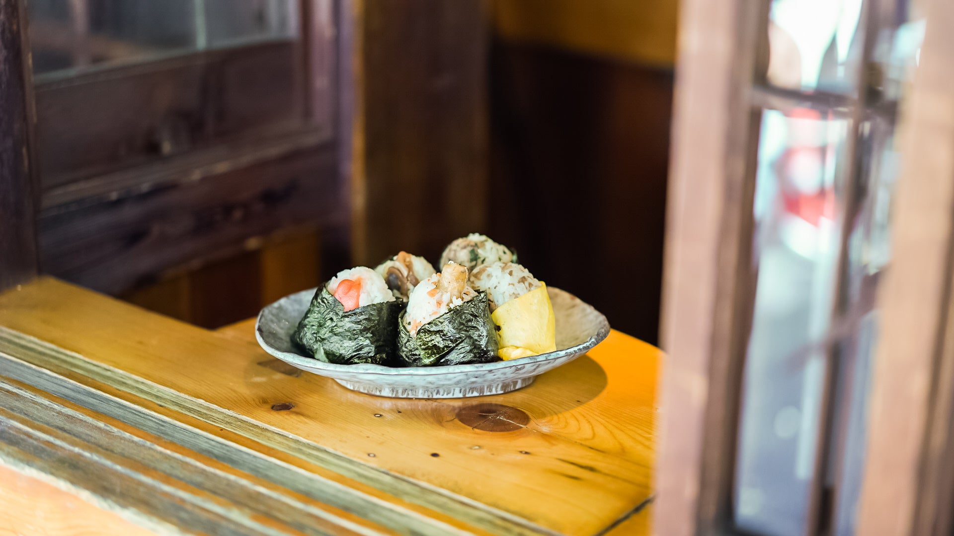 和食の本格的な職人が握るおにぎり