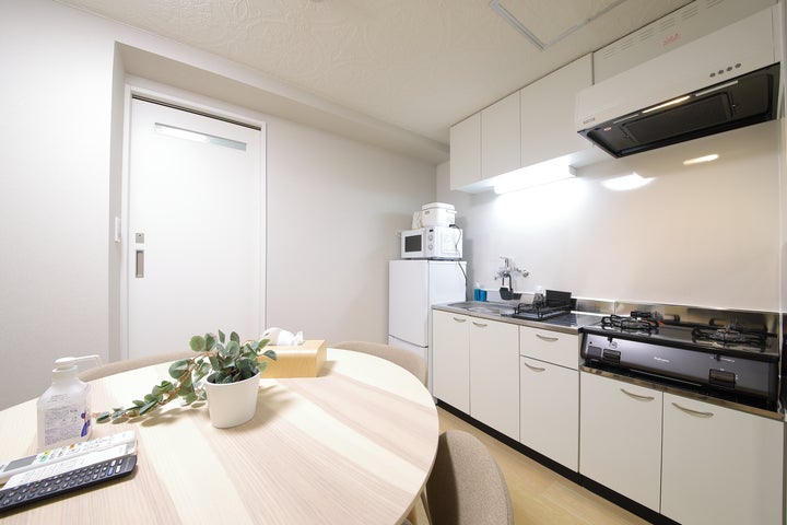 民泊×マンスリーのハイブリッド運用で「年間180日規制」に縛られない 民泊×マンスリーのハイブリッド運用で「年間180日規制」に縛られない