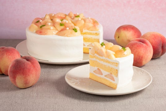 【ダッキーダック】心ときめく「桃のショートケーキ」が新登場! 【ダッキーダック】心ときめく「桃のショートケーキ」が新登場!