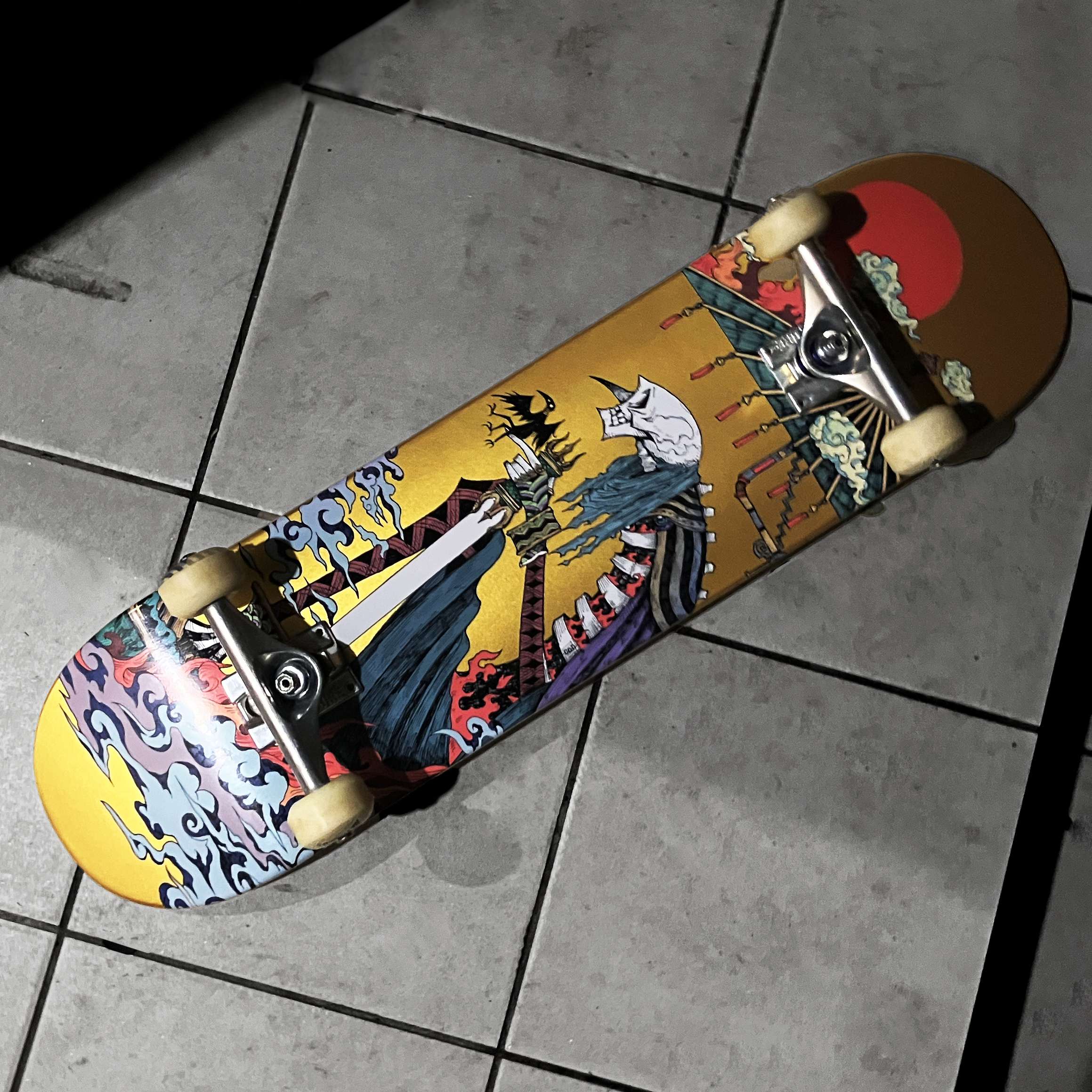 スケボーデッキが“推し活”のキャンバスに。創業43年のプリントメーカー