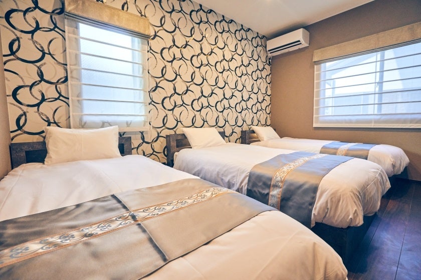 シングル3つのトリプルルーム