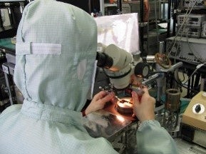 熟練者による高スキル作業