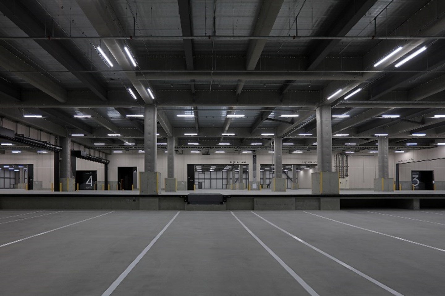 トラックバース