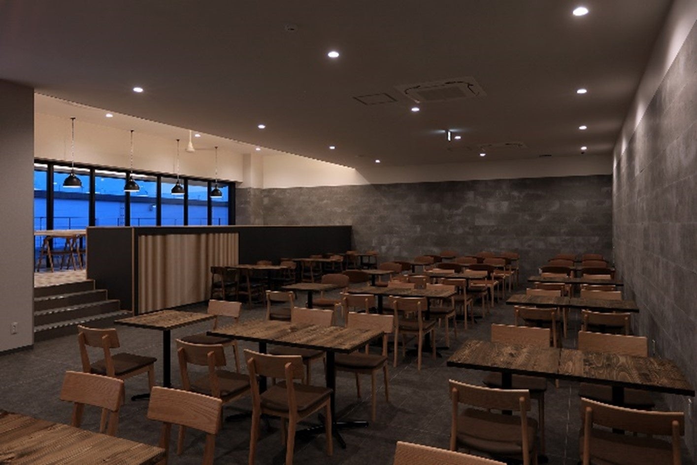 4Fカフェテリア