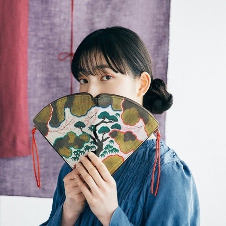 まるで源氏物語や枕草子の世界 平安 宮中の華やかな暮らしを令和の日常で感じられる雅なグッズがフェリシモ ミュージアム部 から登場 株式会社フェリシモのプレスリリース まるで源氏物語や枕草子の世界 平安 宮中の華やかな暮らしを令和の日常で感じられる雅なグッズがフェリシモ ミュージアム部 から登場 株式会社フェリシモのプレスリリース