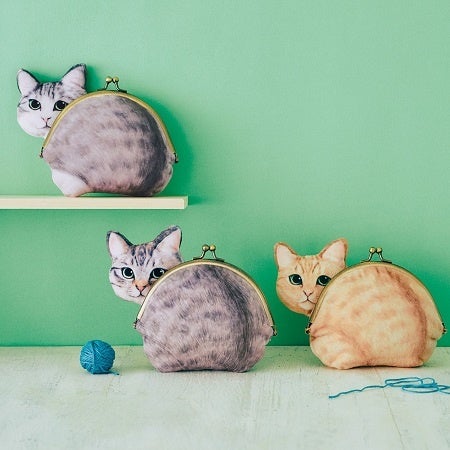 呼ばれて振り返る猫のあの姿をリアルに再現した なでなでしてニャ 猫のおしりのがま口ポーチ がフェリシモ 猫 部 から登場 株式会社フェリシモのプレスリリース 呼ばれて振り返る猫のあの姿をリアルに再現した なでなでしてニャ 猫のおしりのがま口ポーチ がフェリシモ 猫 部 から登場 株式会社フェリシモのプレスリリース