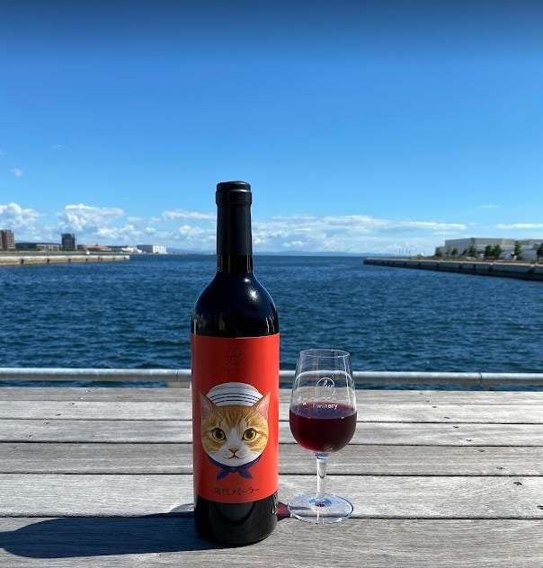 茶白船員猫さん（カベルネ・ソーヴィニヨン＆メルロー）