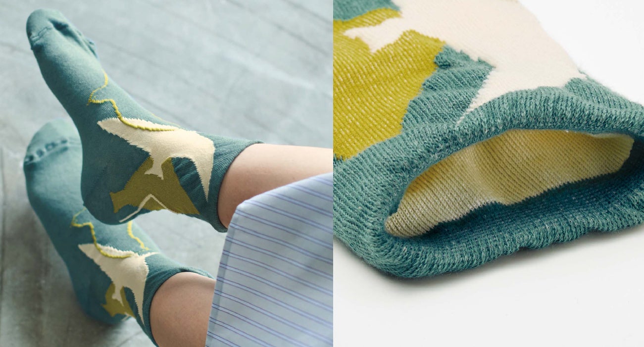 ゆるやかなはき口は、締め付け感を軽減しています