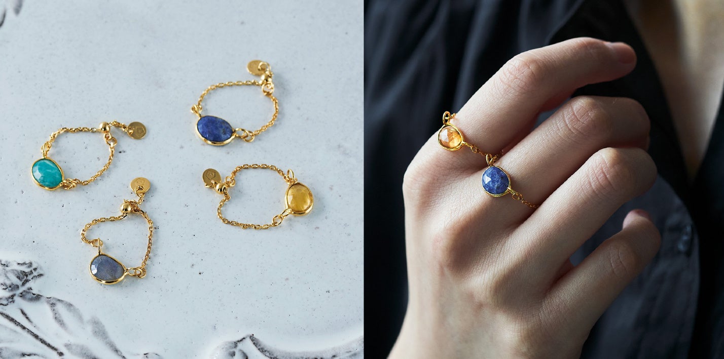 左から〈アマゾナイト希望〉〈ラブラドライト思慕〉〈ラピスラズリ幸運〉〈シトリン成功〉