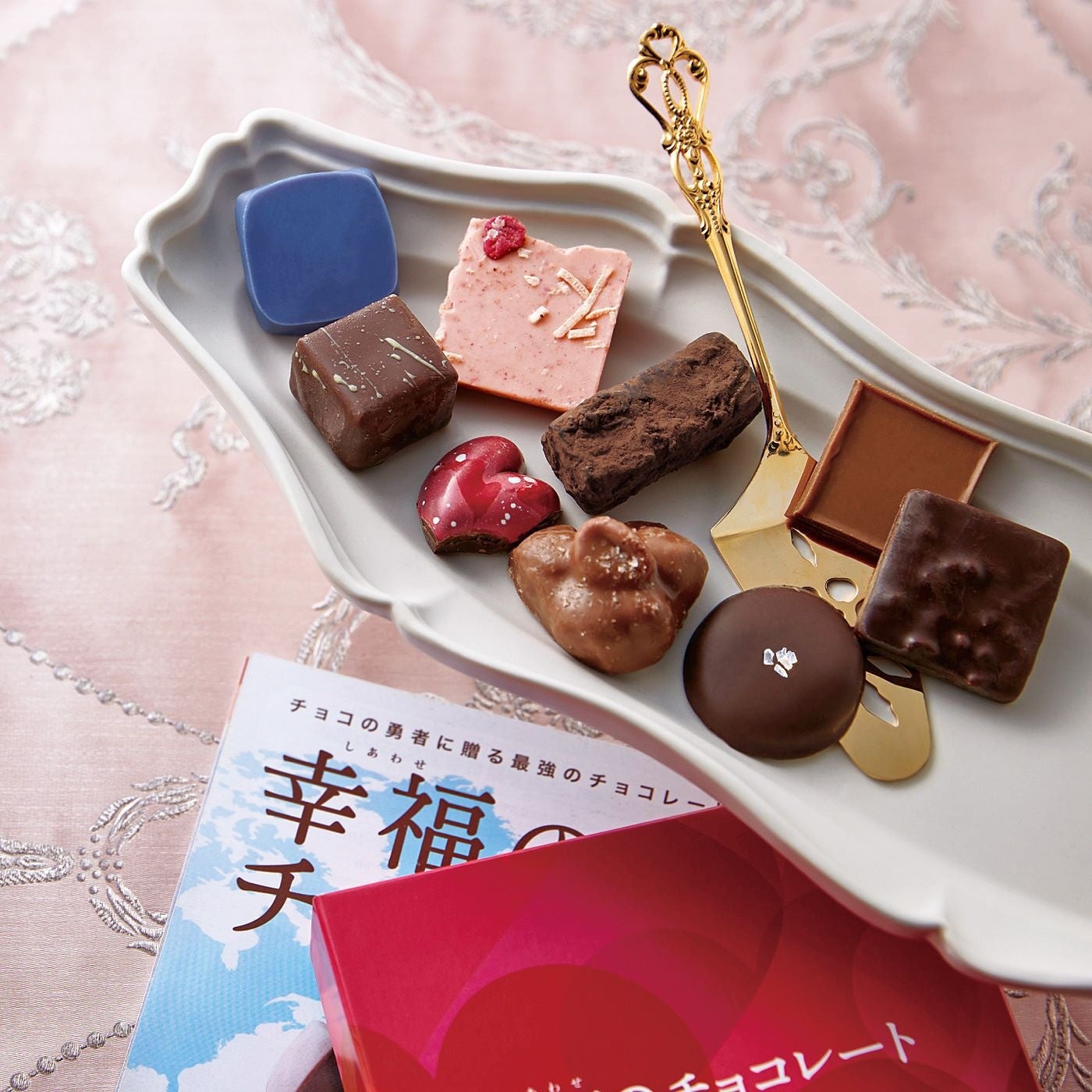 バイヤー直伝のストーリーを聞きながらチョコを食べる体験型「試食