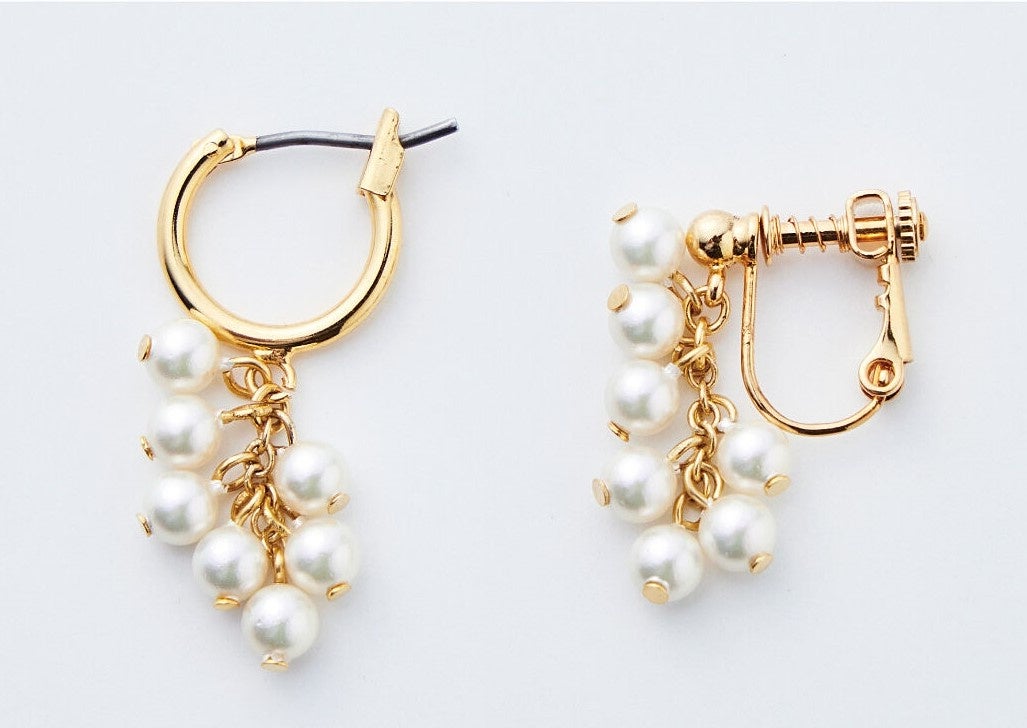 ピアスとイヤリングで選択可能です